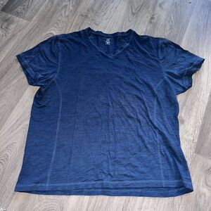INC International Concepts Men's Blue V-Neck T-Shirt